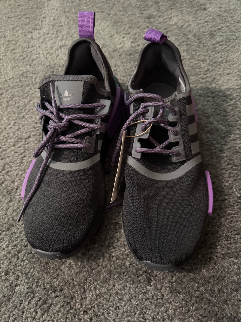 adidas Women’s Black & Purple Casual Sneakers
